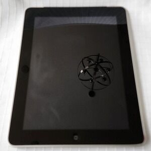 Apple iPad 1st Gen 32gb Silver A1337 WiFi 3g powers on Locked see Description